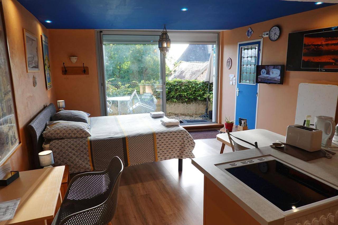 Appartement entier, One-Bedroom Apartment in Bourbon-Lancy, Région de Charolles