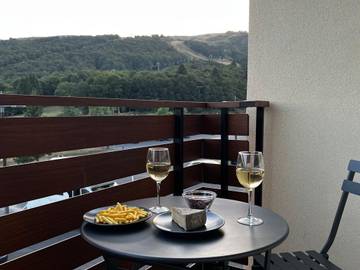 Gîte pour 4 personnes, avec balcon dans Office De Tourisme Super Besse