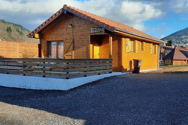 Chalet pour 6 personnes, avec jardin et terrasse