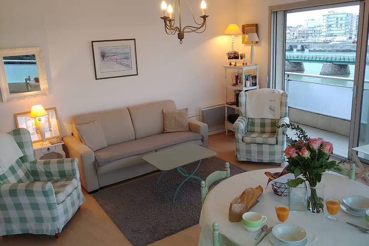 Gîte pour 4 personnes, avec balcon dans Prieure Saint Nicolas Les Sables D Olonne