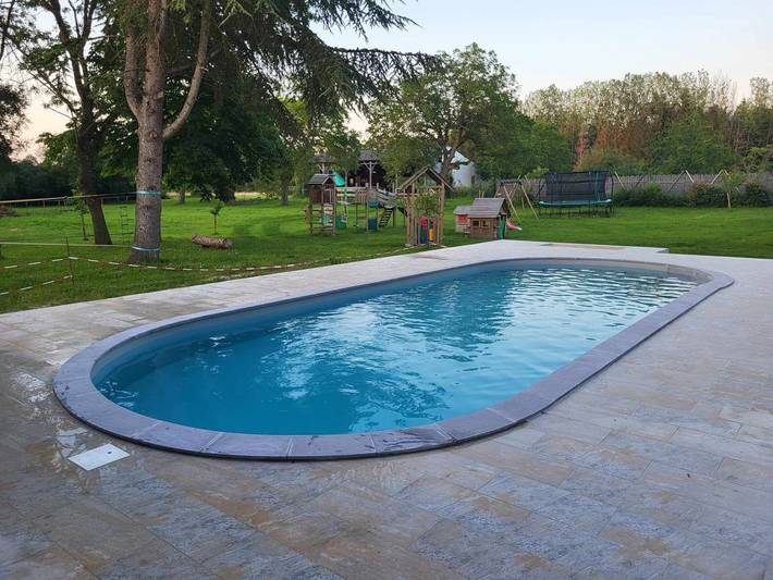 Chambre d’hôte pour 3 personnes, avec jardin et piscine
