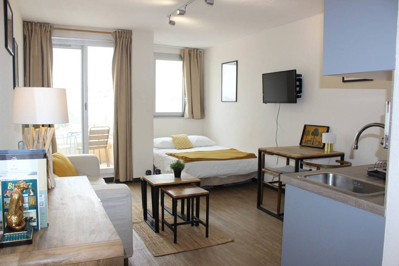 Geheel appartement, Beau studio rénové, balcon, accès plage, piscine. in Biarritz, Bayonne regio