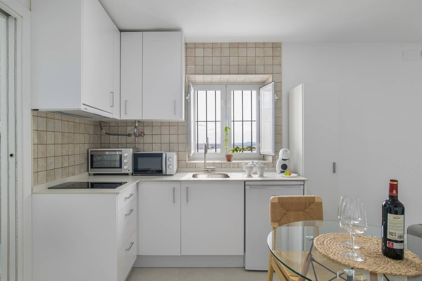 Appartement entier, Appartement 'Almazen Alojamiento Rural' avec vue sur la montagne in Alcalá de los Gazules, Los Alcornocales