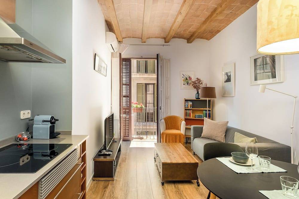 Apartamento entero, Cozy and quiet apartment in Centro Barcelona, Barcelona