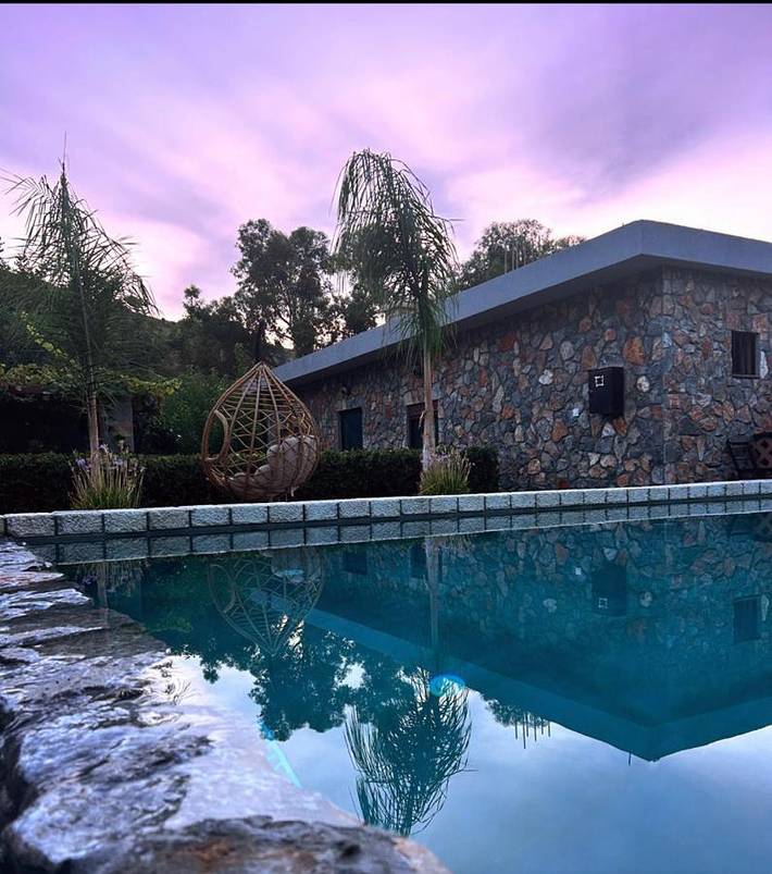 Landhaus für 8 Personen, mit Pool und Garten sowie Ausblick und Kinderpool, kinderfreundlich - 1