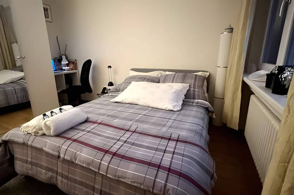 Entire apartment, Savor delicious cuisine, luxury individual room in a 2 bedroom apartment in Zurich, Zurich district