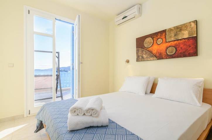 Location de vacances pour 4 personnes, avec vue et balcon dans Adamas - 3