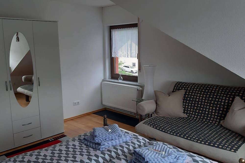 Ganze Wohnung, Ferienwohnung Zweiburgenblick in Runkel, Landkreis Limburg-Weilburg