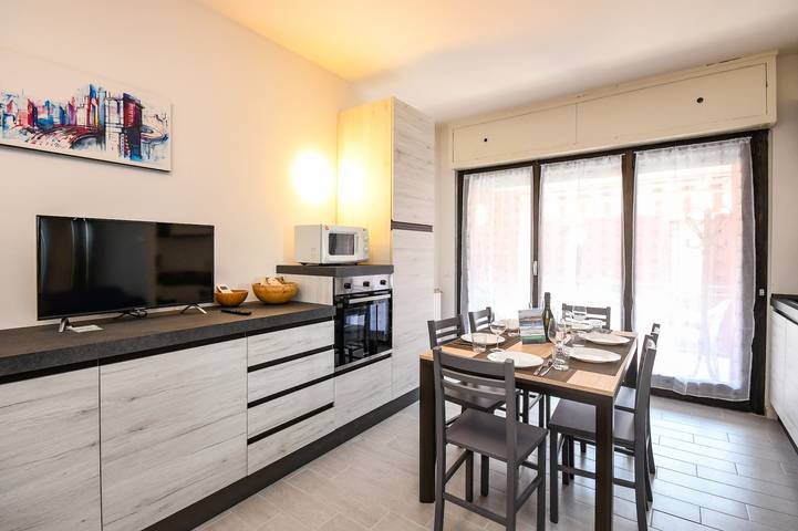 Ferienwohnung für 6 Personen, mit Balkon und Seeblick in Sirmione - 4