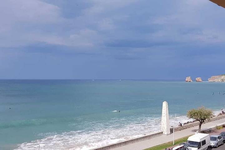 Gîte pour 6 personnes, avec balcon dans Office De Tourisme Hendaye