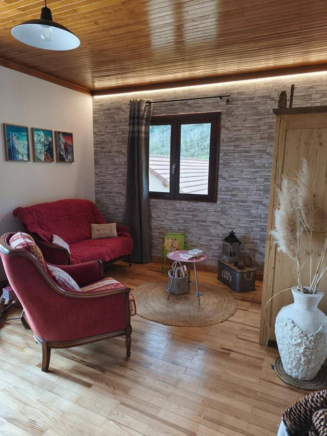 Gîte pour 4 personnes, avec jardin et vue à Gibles - 4