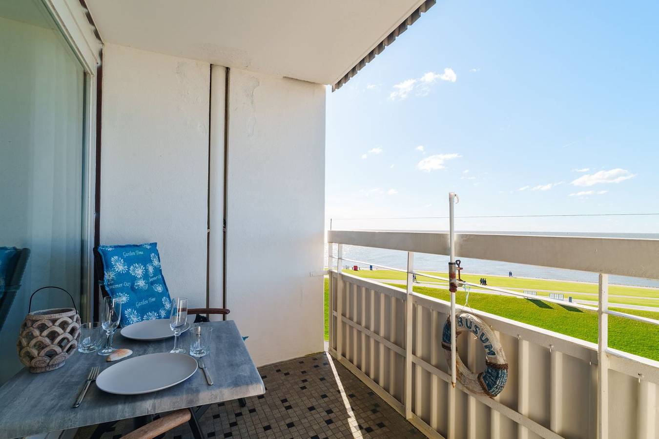Ganze Wohnung, Hochhaus Whg. 57 Büsum – West-Balkon mit Lagunenblick, 5. Og, nah am Strand in Büsum, Dithmarschen