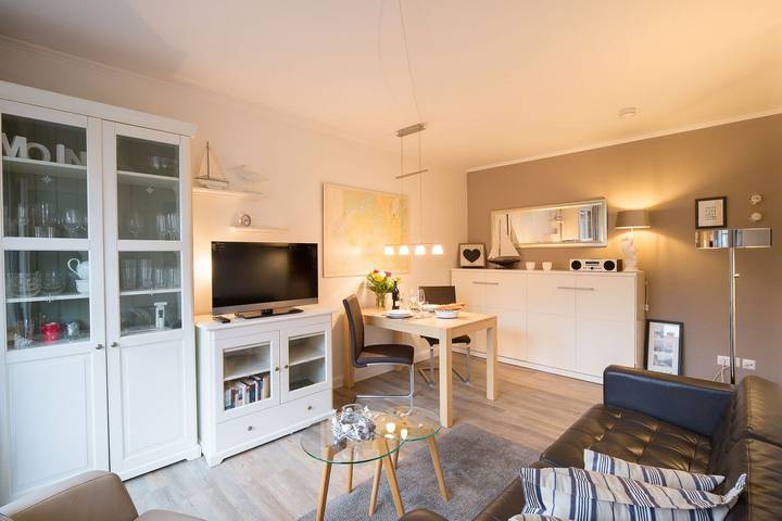 Ferienwohnung für 2 Personen, mit Balkon und Sauna in Biikebrennen