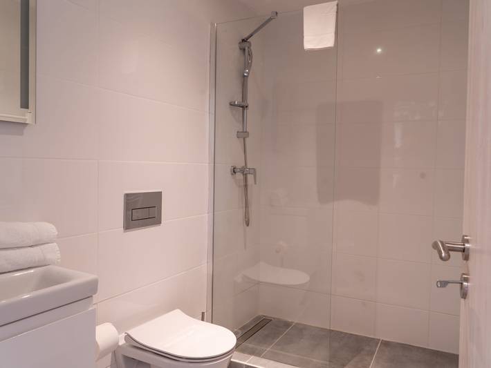 Ferienwohnung für 4 Personen, mit Terrasse und Garten sowie Seeblick in Strobl - 4