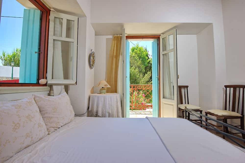 Villa Frederike in Alonissos Old Town in Alonnisos City, Alonissos