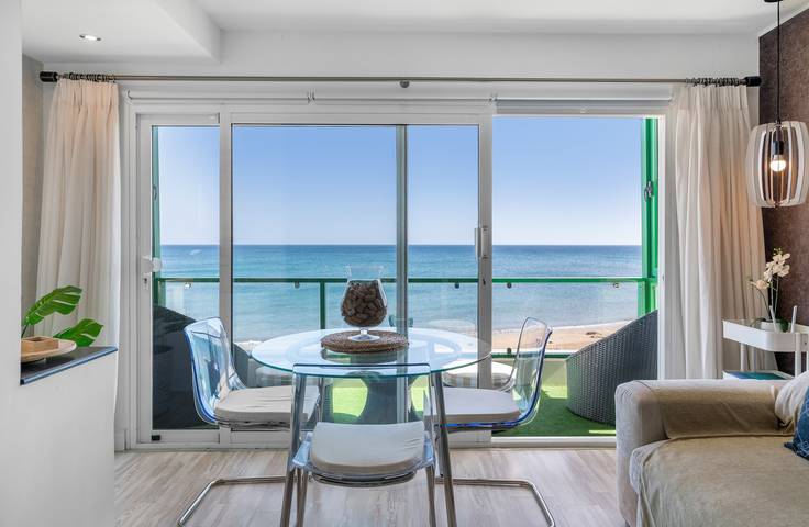 Ganze Wohnung, Ferienwohnung '51 Avenue Playa Honda' mit Meerblick, Terrasse und Wlan in Playa Honda, San Bartolomé