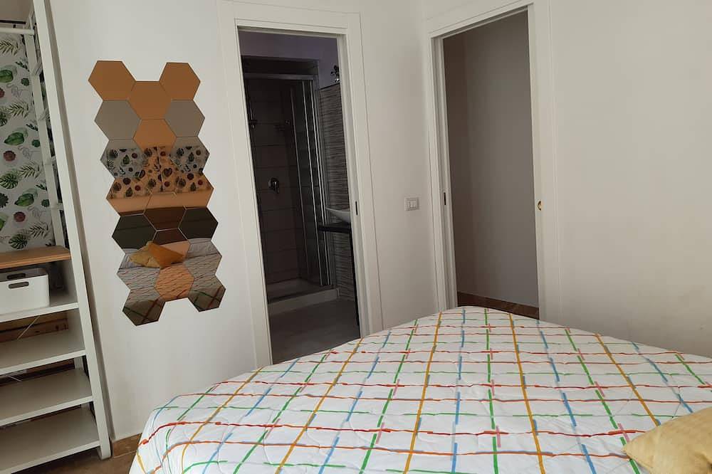 Apartamento entero, Casa Sebastian - with large seaview-terrace, only a few steps from the beach in Vietri sul Mare, Costa Amalfitana