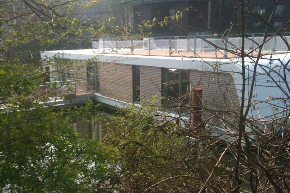 Großzügiges Hausboot - Bungalow mit Dachterrasse \"downtown\" Hamburg in Hamburg-Mitte, Hamburg