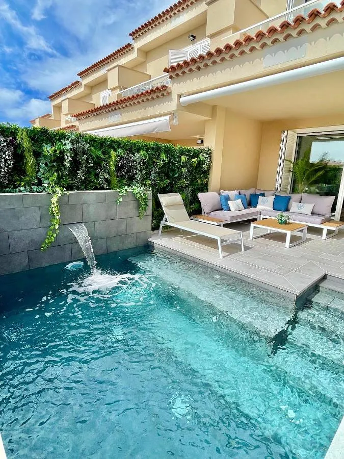 Ferienwohnung für 6 Personen, mit Garten und Ausblick sowie Pool - 1