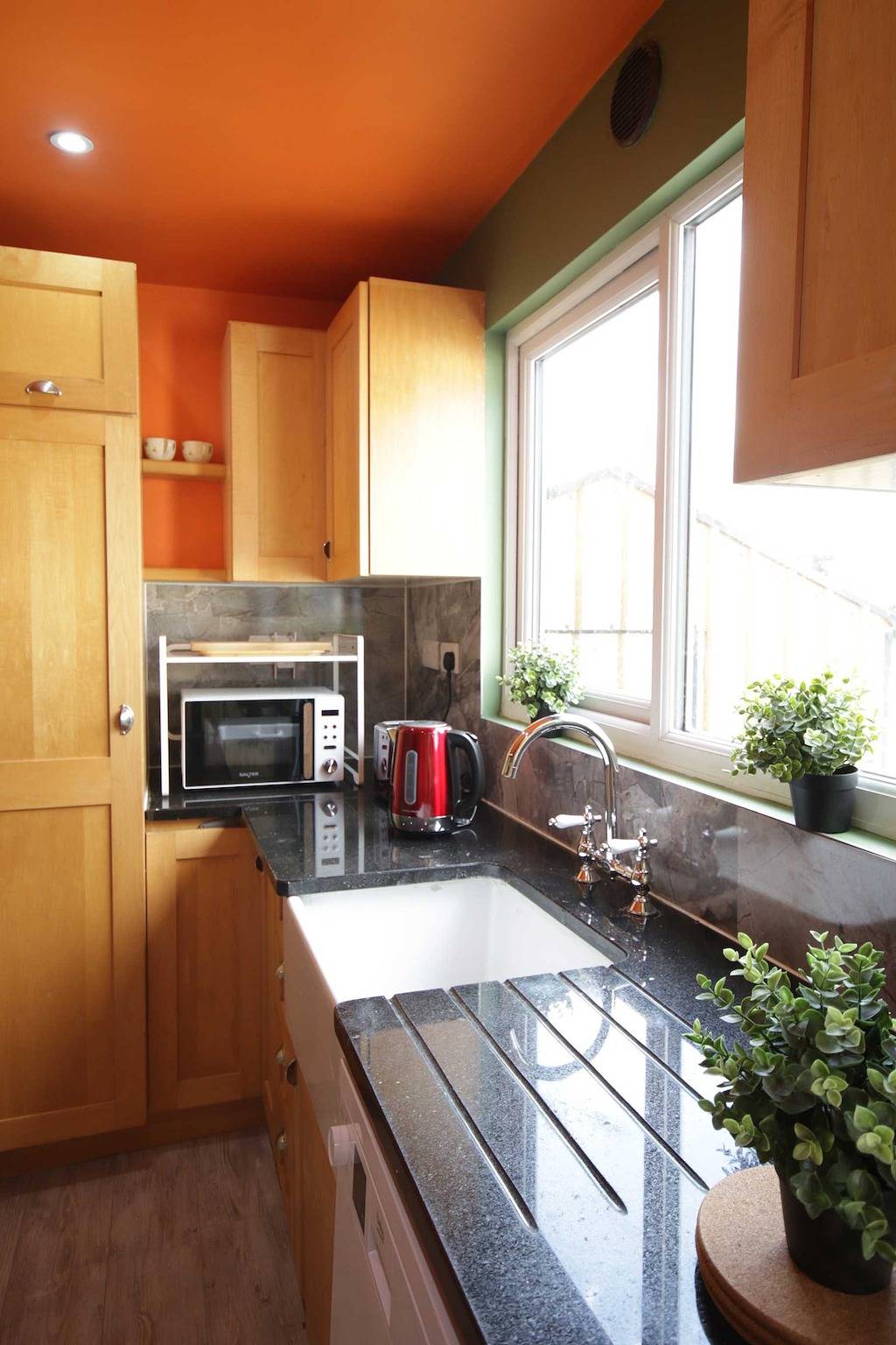 Georgias Gate Studio Cottage - Sleeps 4 & Pets Ok in County Laois
