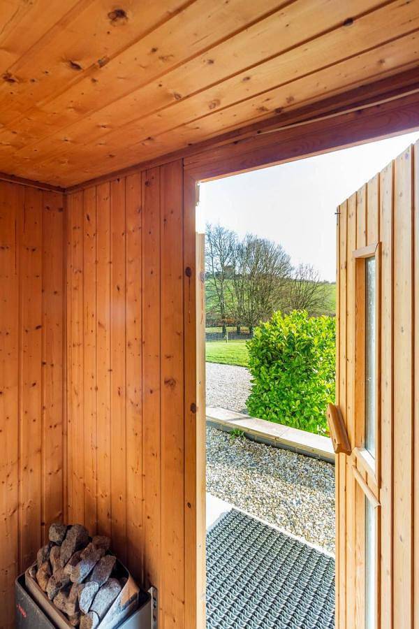 The Retreat, Sauna & Hot Tub, Charming & Cosy Gem in Dorset