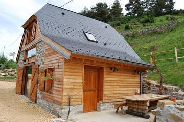 Maison de campagne pour 7 personnes, avec sauna et terrasse ainsi que jacuzzi et jardin à Boutx