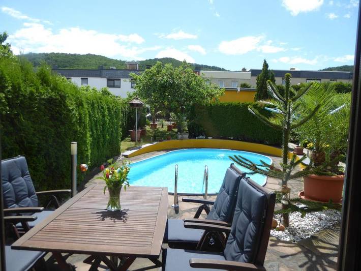 Ferienwohnung für 2 Personen, mit Terrasse und Garten sowie Pool in Sachsen-Anhalt