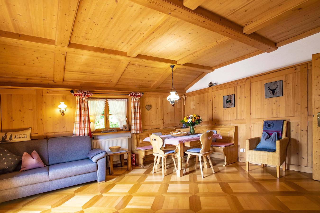 Ganze Ferienwohnung, Fewo "Sonnleiten", 2 Schlafräume, Dusche, Wc in Wallgau, Walchensee