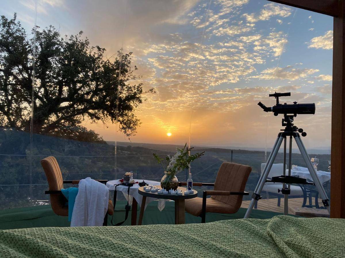 Eco-Lodge en la Reserva Privada Campanarios de Azaba - Proyecto de Conservación in Espeja, Provincia de Salamanca