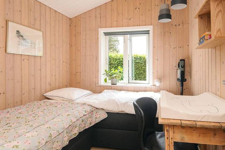 Ferienhaus für 4 Personen, mit Whirlpool und Terrasse sowie Garten und Sauna in Flovt Strand - 3