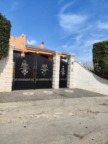 Ferienhaus für 4 Personen, mit Garten in Syrakus