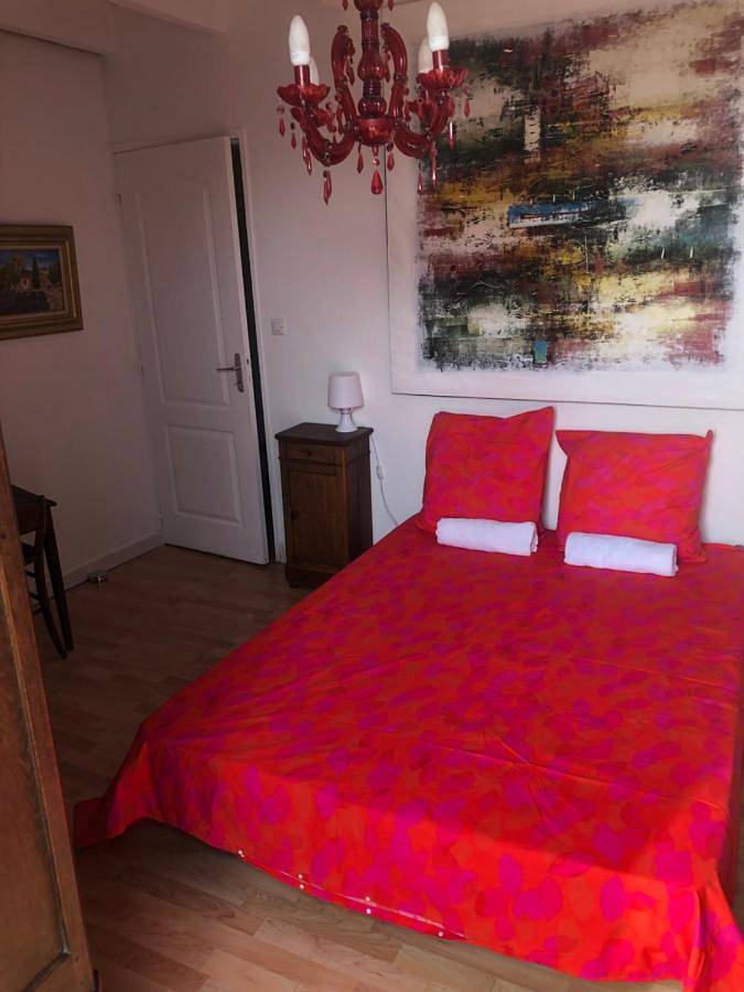 Double Room with Garden View in Mallemort, Région d'Arles