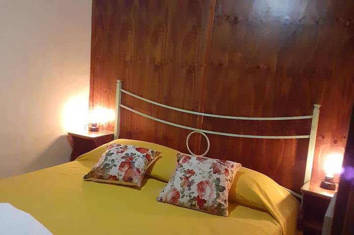 Bed and breakfast for 3 personer, med have og jacuzzi - 1