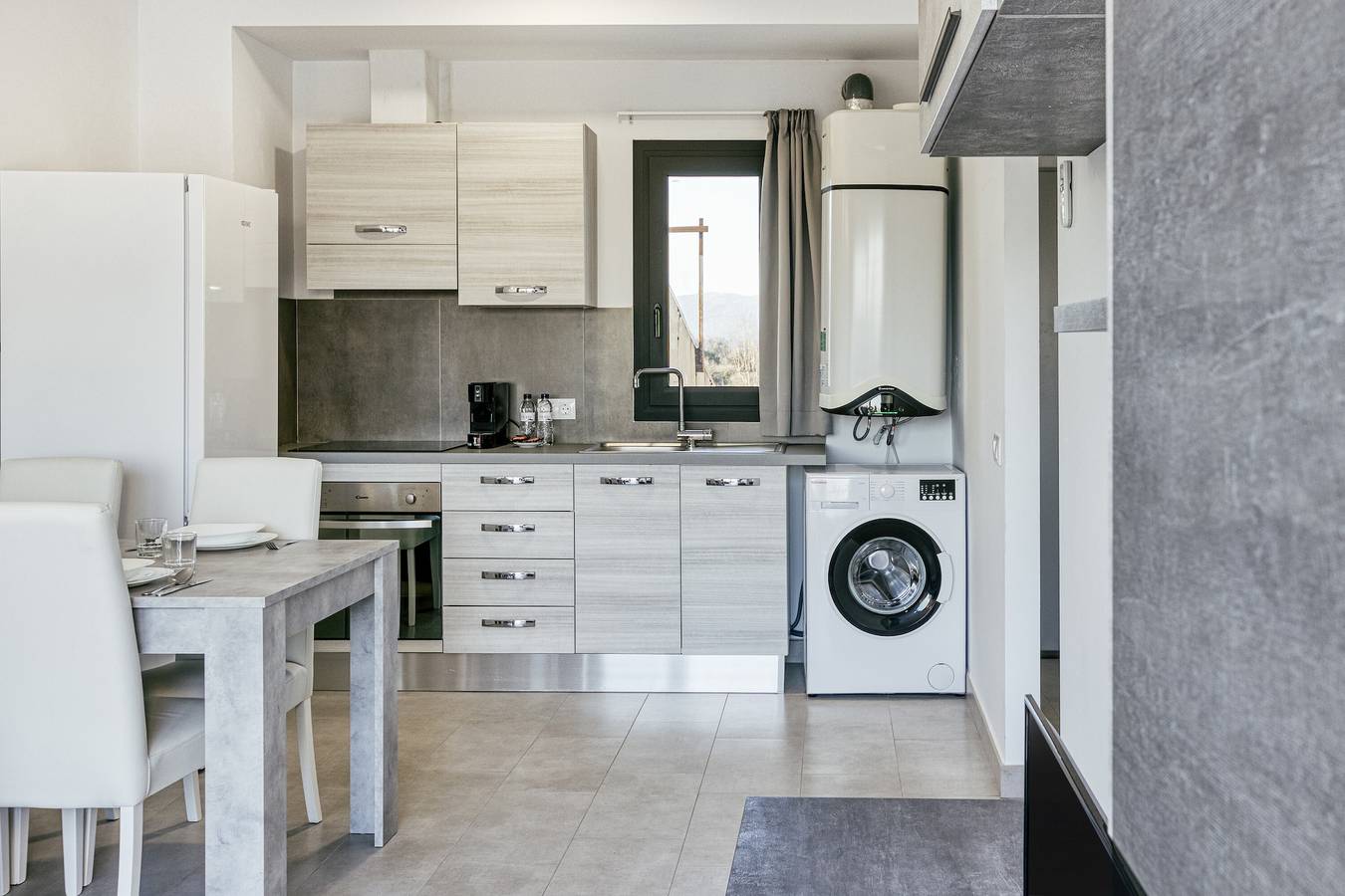 Appartement entier, Appartement "Giuliano Superior 1" avec Balcon & Wi-Fi in Castelló d'Empúries, Haut-Ampurdan