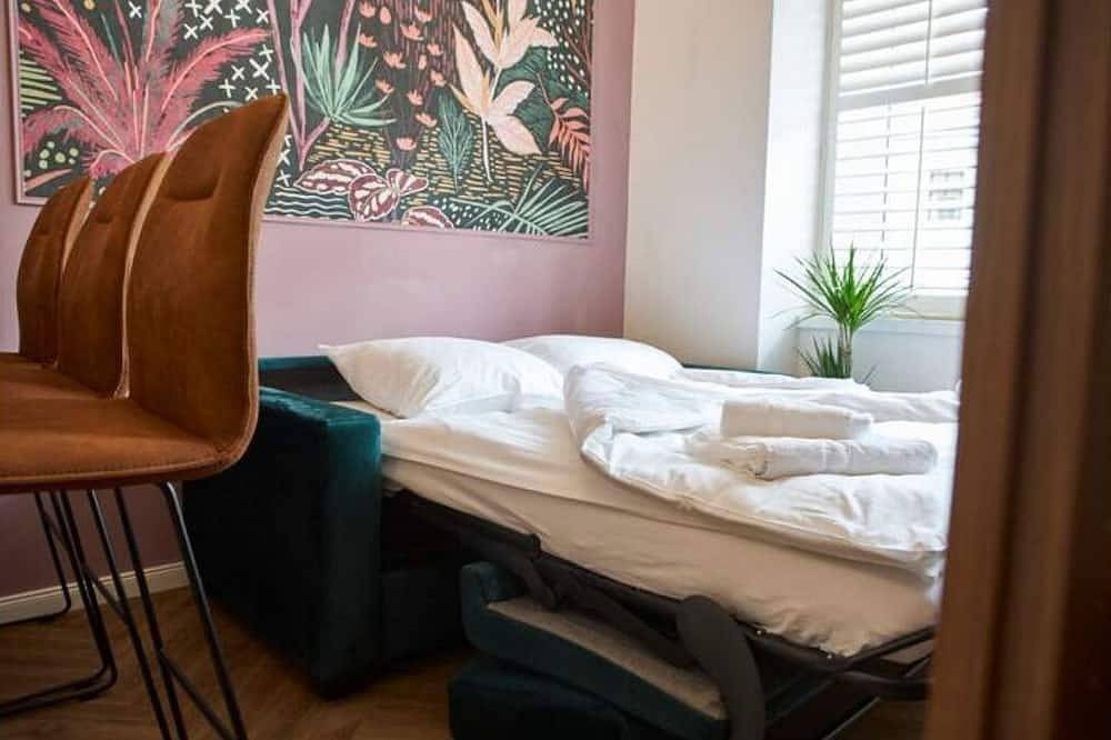 Ganze Wohnung, Design Studio Apartment 9 Bezirk Wien in Wien, Wienerwald