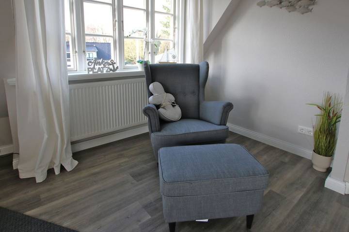 Ganze Wohnung, Ferienwhg. in Wyk, 2 Personen im Og, 2- Familienhauses, 3 Zimmer auf ca. 65m² in Nordfriesische Inseln (Schleswig-Holstein) (Schleswig-Holstein), Wyk auf Föhr
