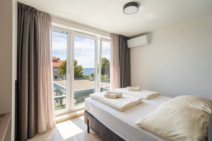 Ganze Wohnung, Sunadria Apartments B4- two bedroom in Strand Kožino, Zadar (Kommun)
