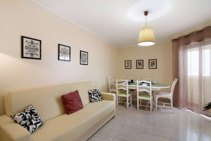 Gîte pour 5 personnes, avec balcon dans Monte Gordo - 4