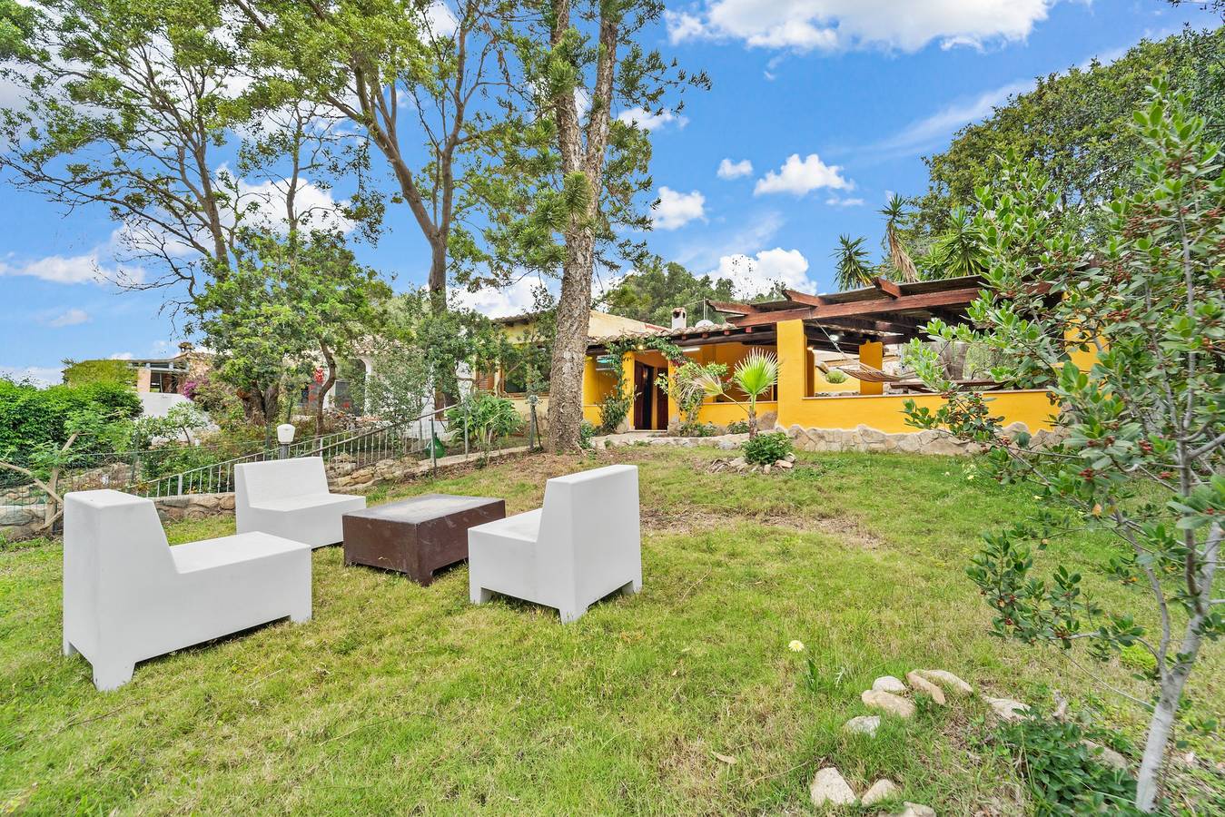 Ferienhaus 'Casa Agus' mit privater Terrasse und privatem Garten in Torre delle Stelle, Maracalagonis