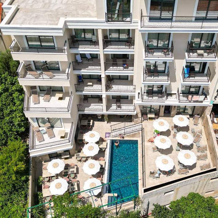 Hôtel pour 2 personnes, avec jardin ainsi que piscine et vue
