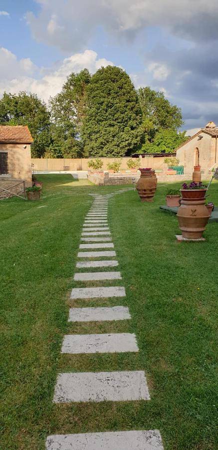 Casa vacanza per 2 persone, con piscina e giardino in Colle di Val d'Elsa
