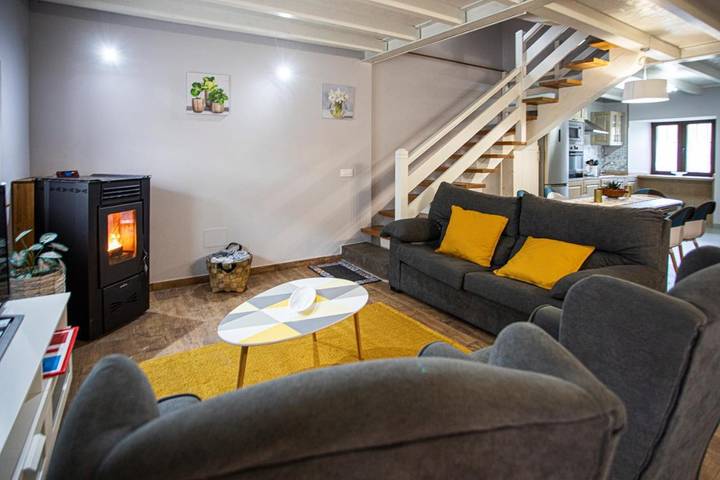 Casa de vacaciones para 8 personas, con terraza y vistas, Se admiten mascotas en Costa Oriental Asturiana - 2