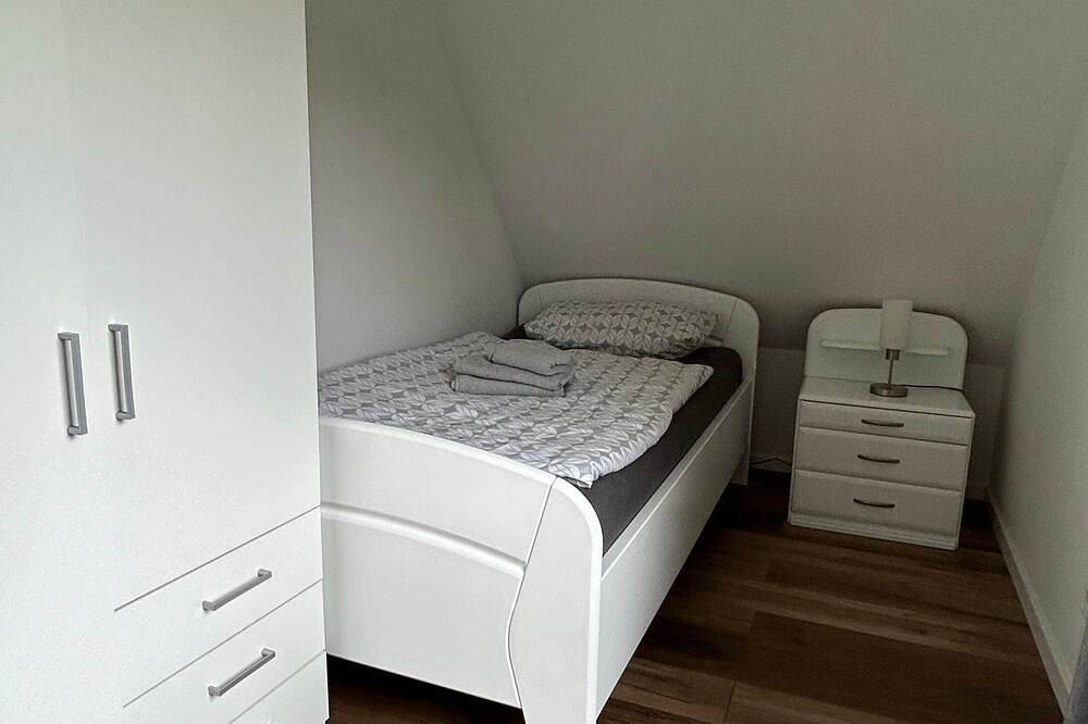 Ganze Wohnung, 95qm helles Dachgeschoss für 1-4 Personen „Alte Bäckerei“ in Bad Laasphe, Kreis Siegen-Wittgenstein