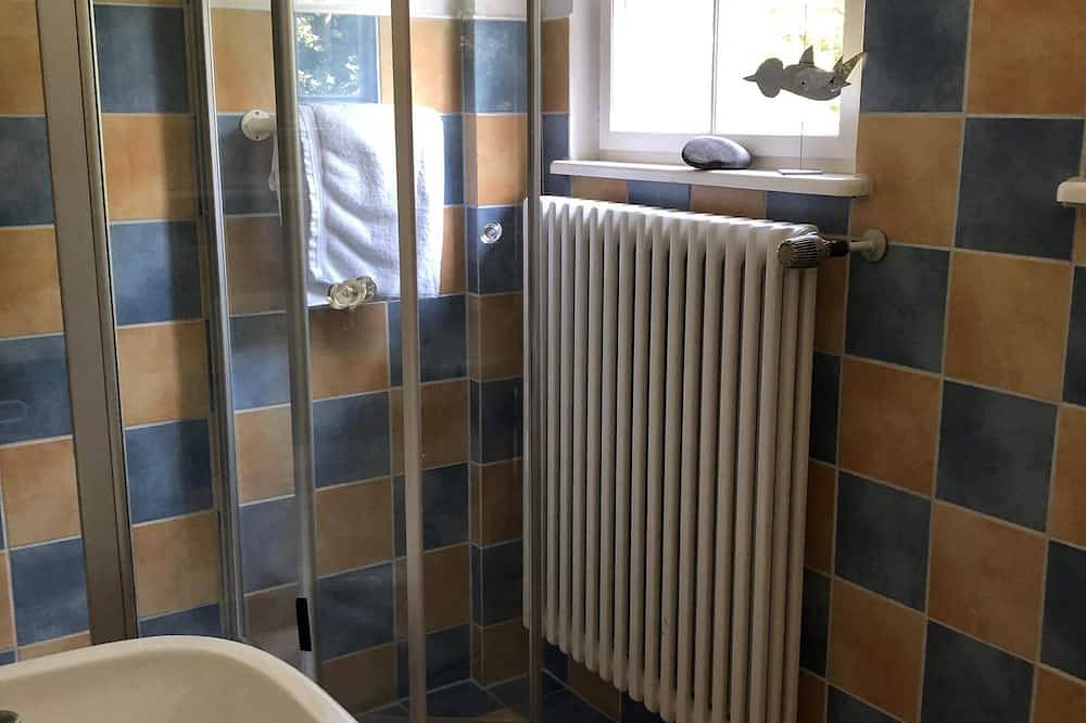Ganze Wohnung, Liebevoll eingerichtete Ferienwohnung für 2 Personen (70qm) mit Balkon in Waldsassen, Ostbayern