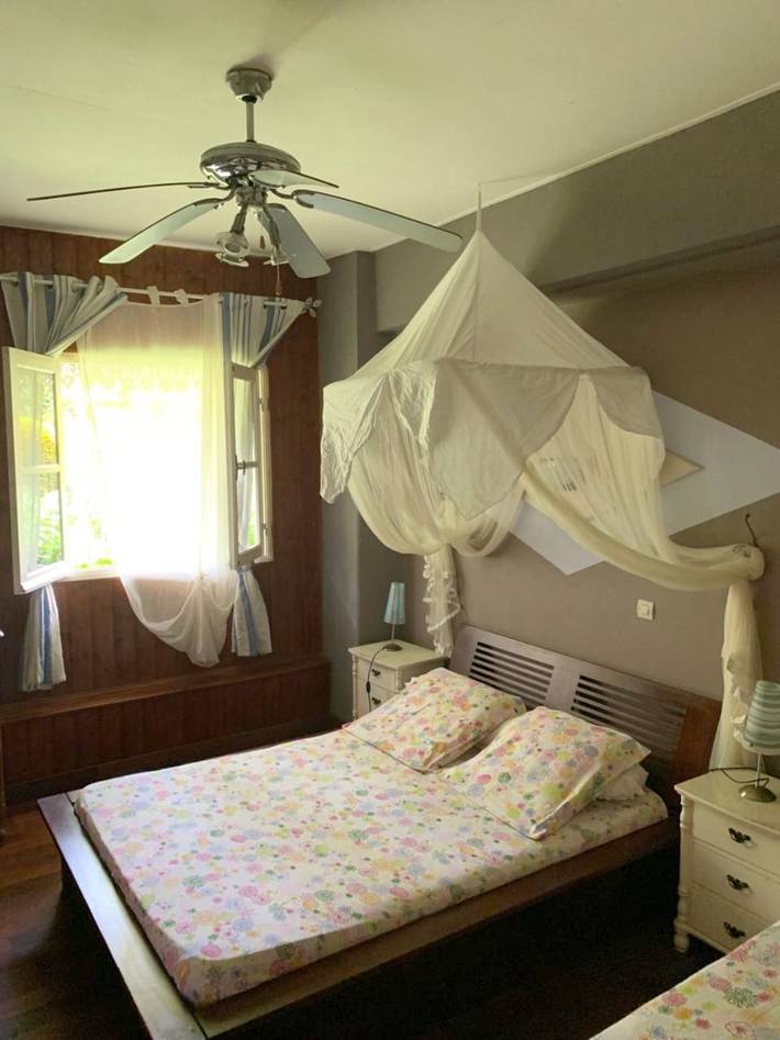 Location de vacances pour 5 personnes, avec jardin ainsi que vue et piscine dans Sainte-Rose (La Réunion) - 3