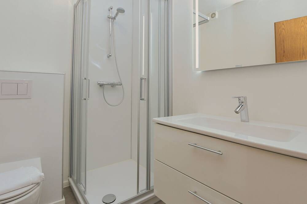 Ganze Wohnung, 005 - Hooge (Bc.n3) - Bue - Appartementhaus Seewind in Büsum, Dithmarschen