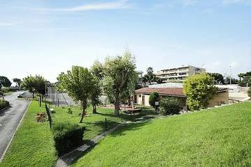 Studio pour 4 Personnes dans Saint-Laurent-du-Var, Région de Cannes, Photo 4