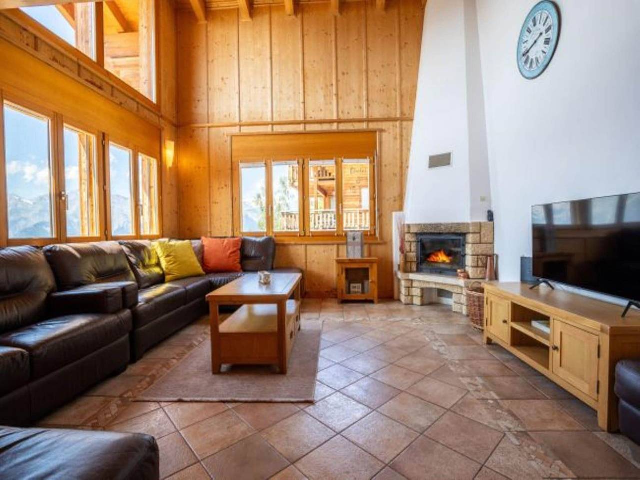Chalet in Veysonnaz mit Bergblick in Nendaz, Walliser Alpen