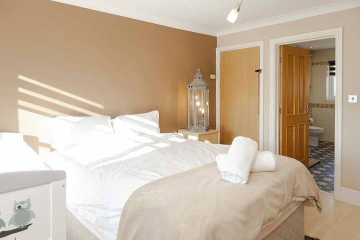 Location de vacances pour 10 personnes, avec jardin, animaux acceptés à Merthyr Tydfil - 2