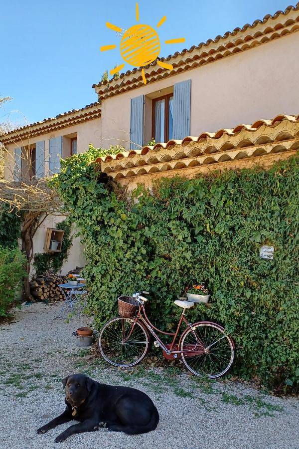 Gîte pour 2 personnes, avec jardin et vue, animaux acceptés à Peyrolles-en-Provence - 3